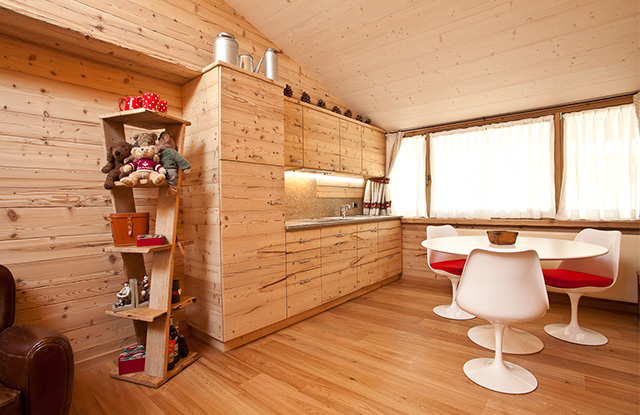 Traditional chalet<br/>Wood